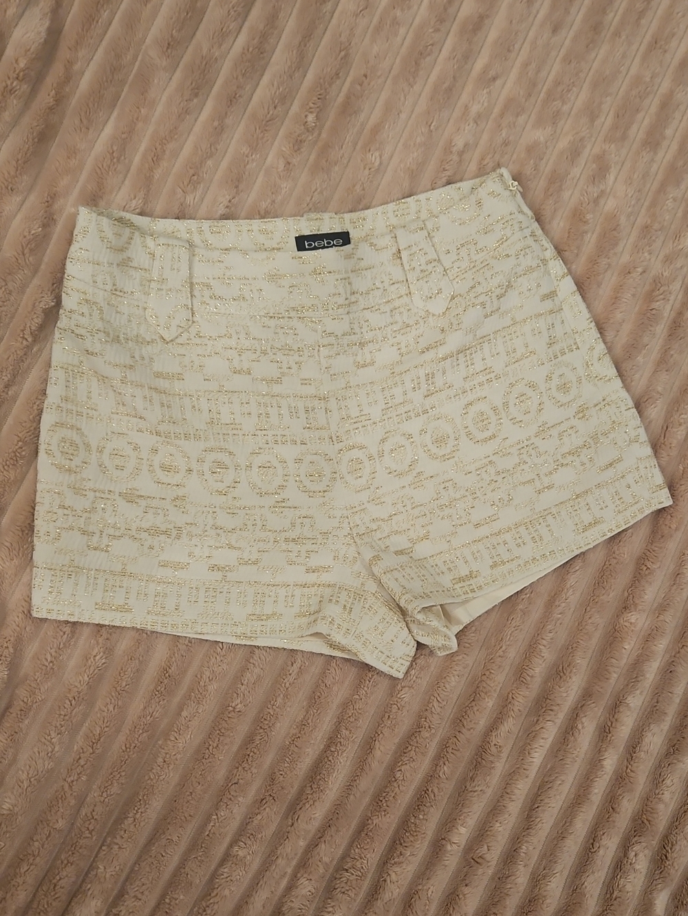 NWT BEBE Cream Gold Metallic Brocade Tweed Tailored Shorts Size 8 Chic